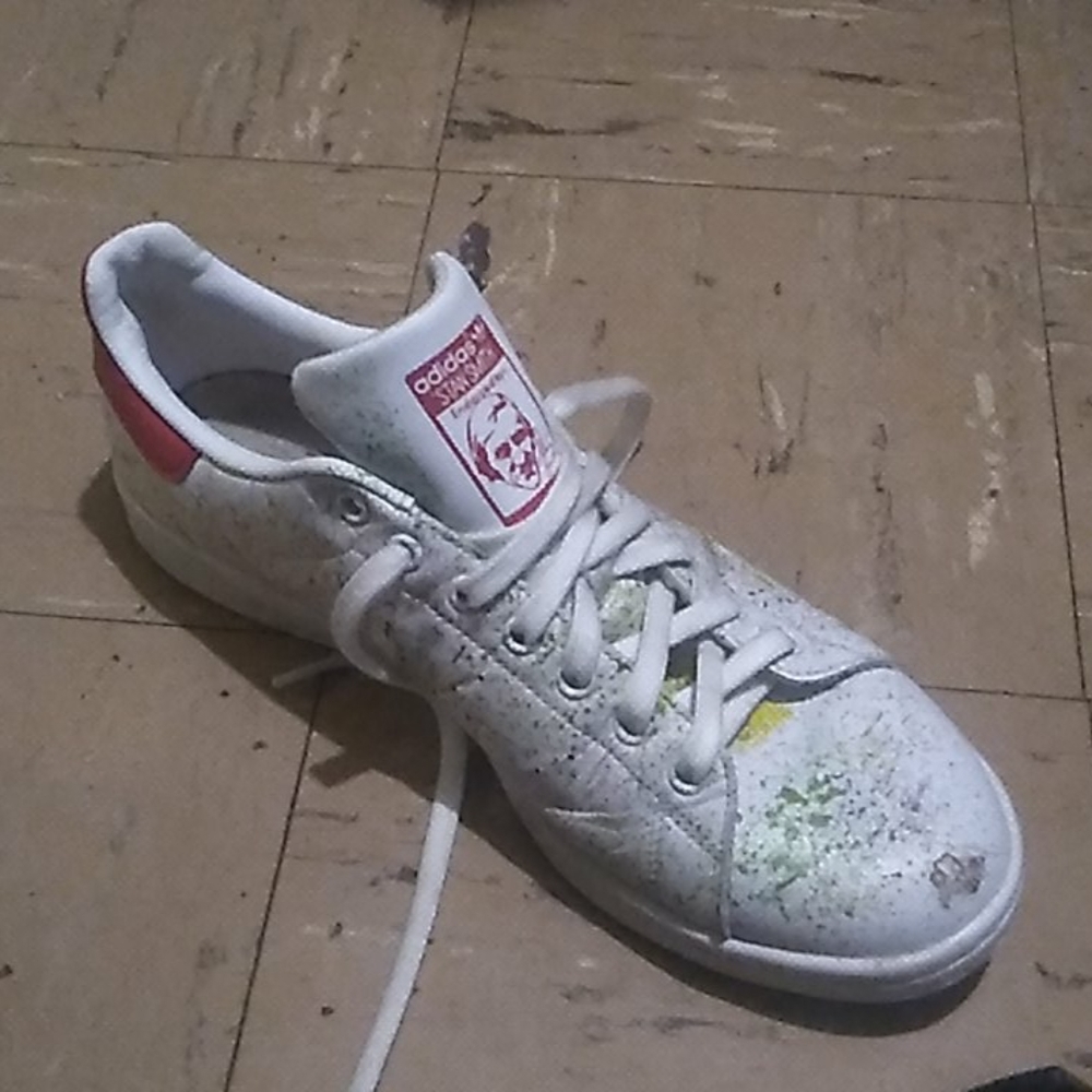 Stan Smith Adidas paint splatter